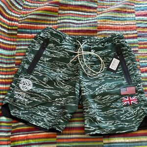 Darc sports Limited 106-1000Men's Green Printed Swim Shorts nwt